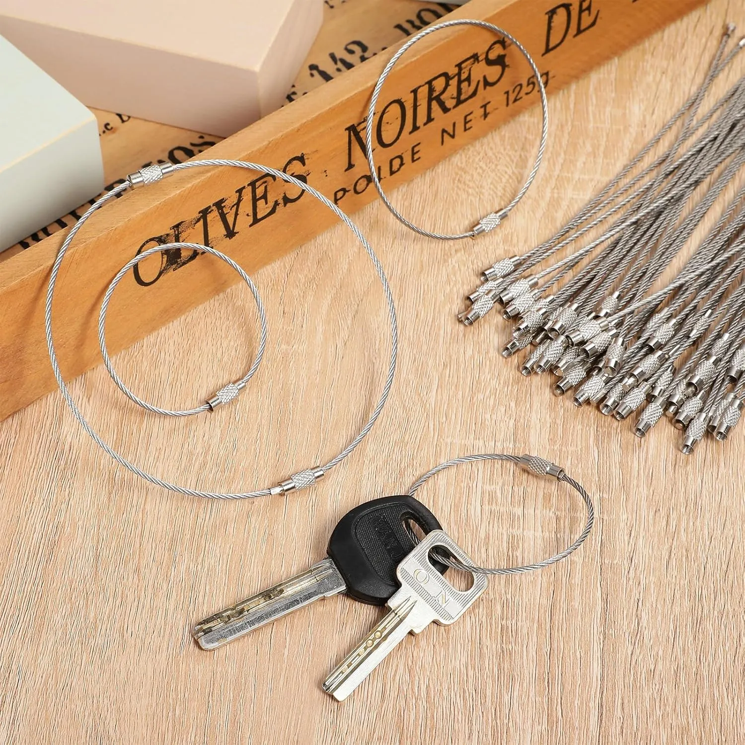 150 Pieces Wire Keychain Cable Stainless Steel Key Rings Loop Wire Cable Braided Steel Key Chain