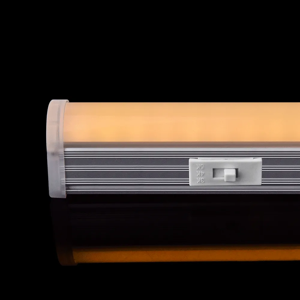 LED CCT Selectable T5 Integrated Light Bar 100-277V AC