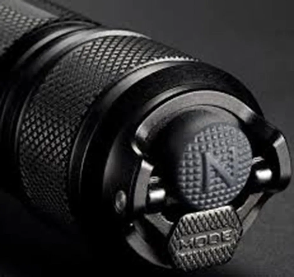 NiteCore TM03 LED Flashlight with IMR18650 Rechargeable Battery 2800 Lumen